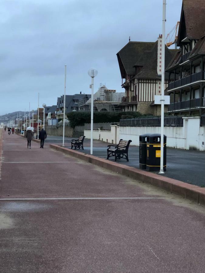 La Digue 45 Rue Des Lais De Mer Bénerville-sur-Mer Εξωτερικό φωτογραφία